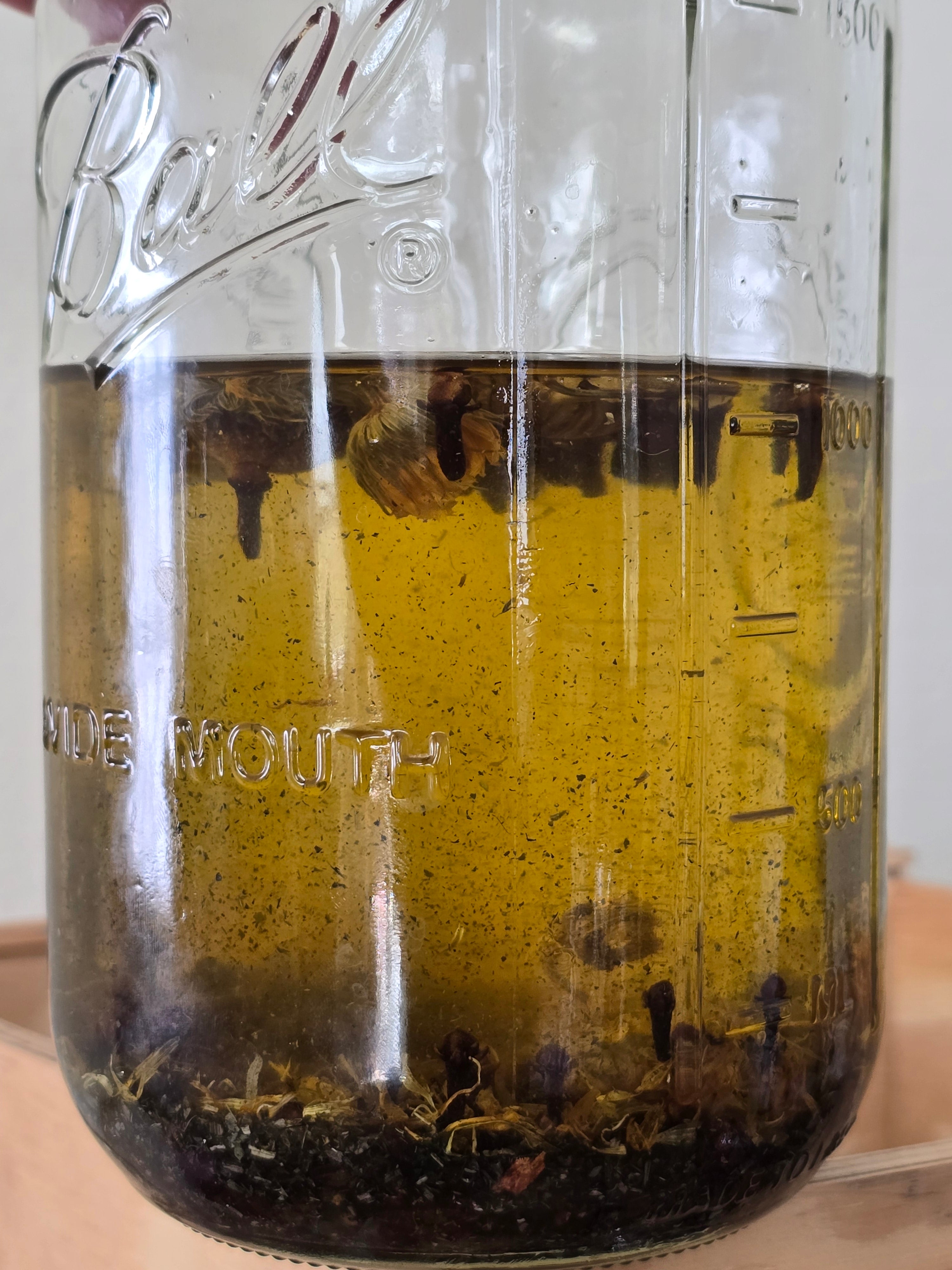 Myrrh & Three Herbs - Oral + Gum Healing Pulling Oil