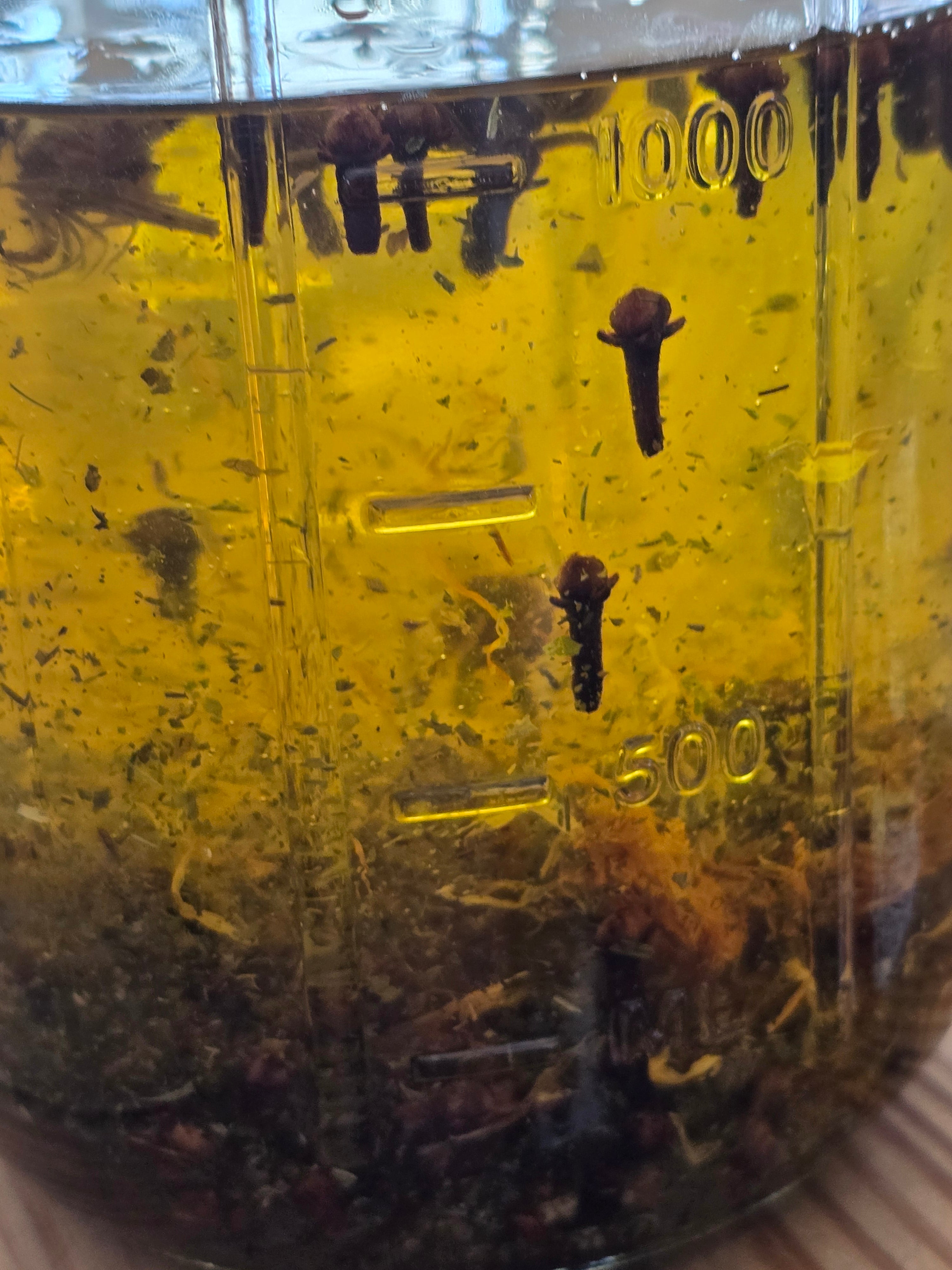Myrrh & Three Herbs - Oral + Gum Healing Pulling Oil
