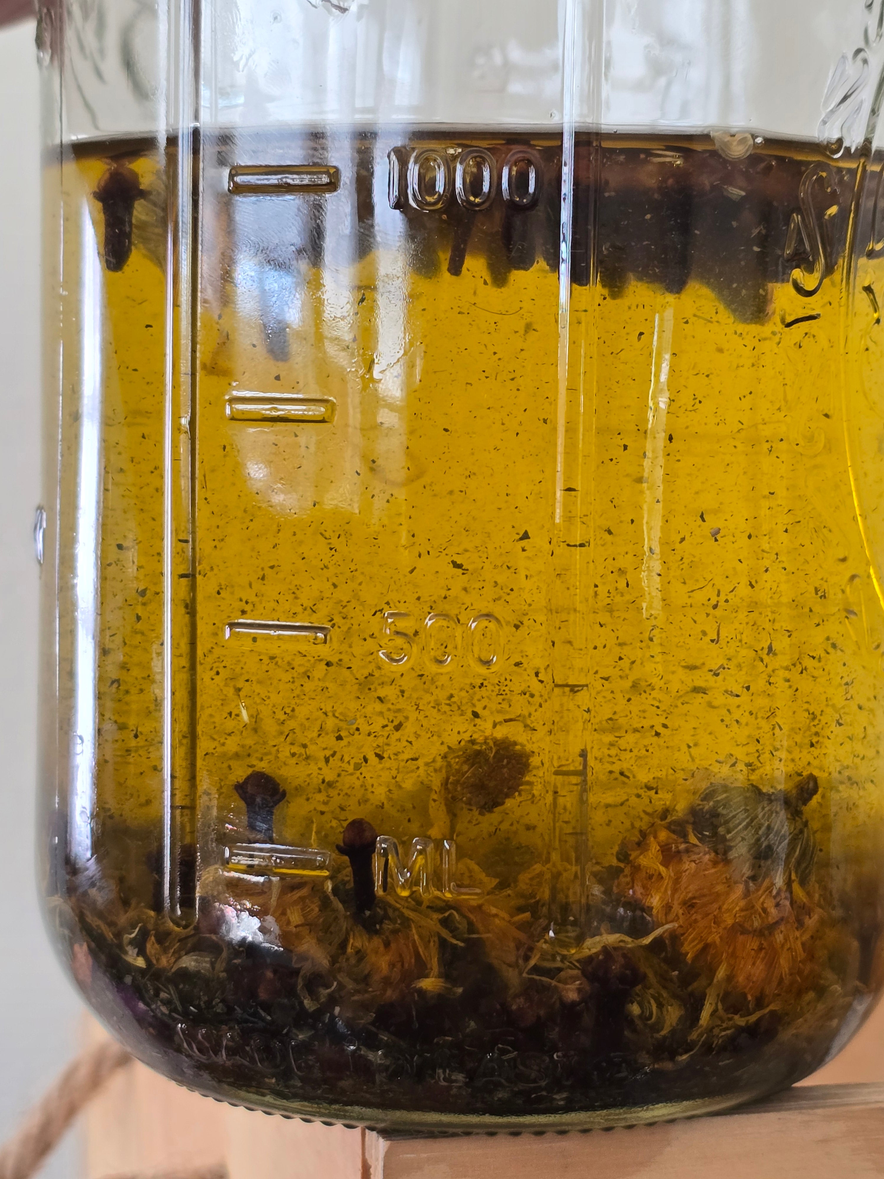 Myrrh & Three Herbs - Oral + Gum Healing Pulling Oil